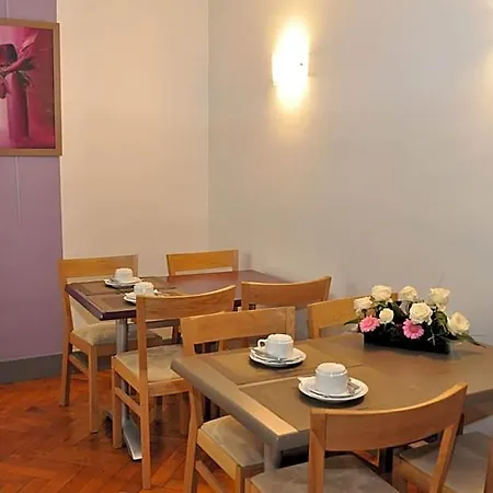 Lux Hotell